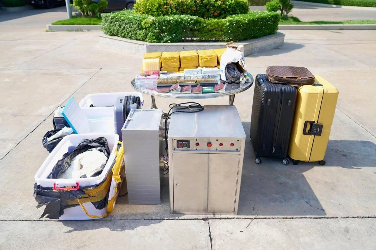 5名黑人在柬埔寨搞了700万美元!